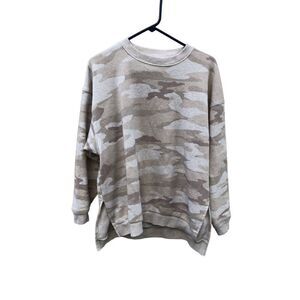 American Eagle Soft Camo Sweatshirt women’s XS Jeggins Fit